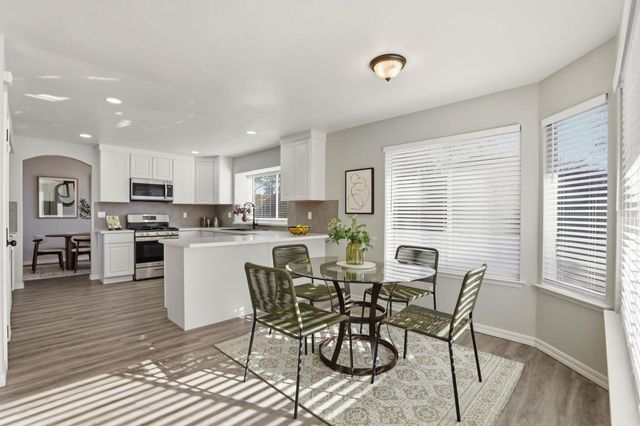 7300 Saltgrass Way, Elk Grove, CA 95758