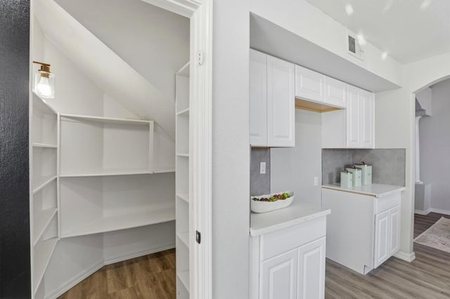 7300 Saltgrass Way, Elk Grove, CA 95758