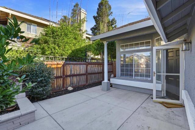 7300 Saltgrass Way, Elk Grove, CA 95758