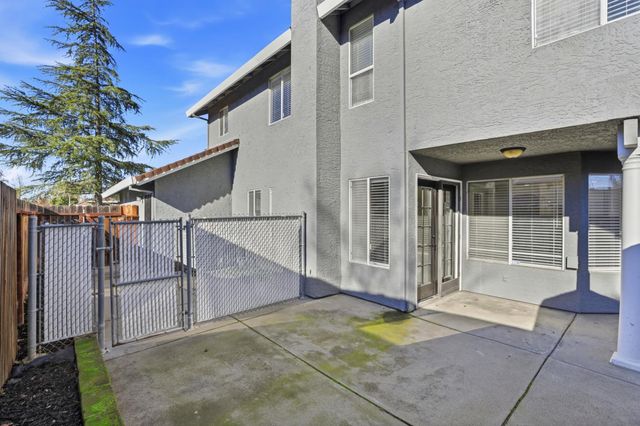 7300 Saltgrass Way, Elk Grove, CA 95758