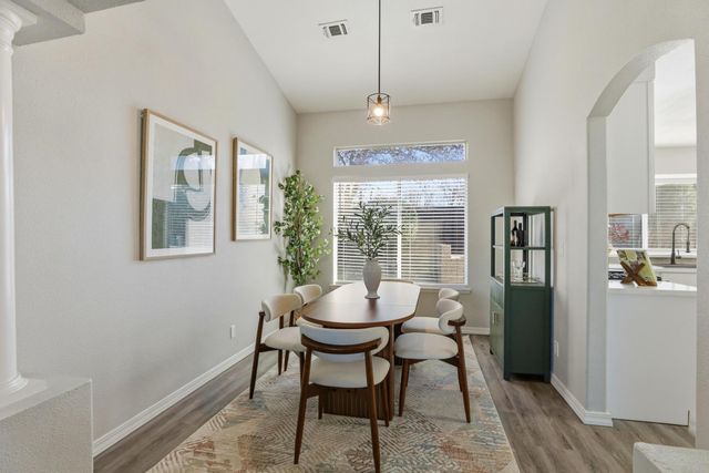 7300 Saltgrass Way, Elk Grove, CA 95758