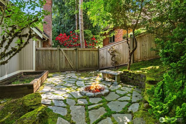 19862 NE 126th Place, Woodinville, WA 98077