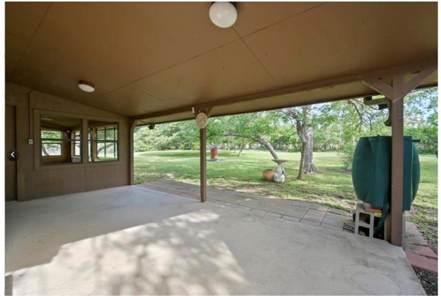300 W Sequoia SPUR, Georgetown, TX 78628