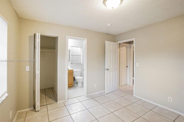 7820 SW 9th St, North Lauderdale, FL 33068