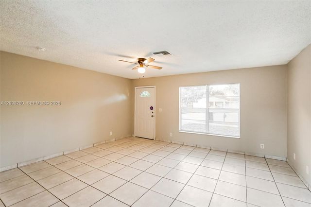 7820 SW 9th St, North Lauderdale, FL 33068