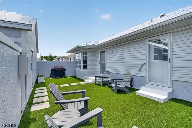 15371 River Vista DR 803, North Fort Myers, FL 33917