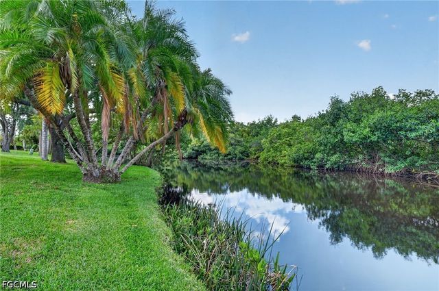 15371 River Vista DR 803, North Fort Myers, FL 33917