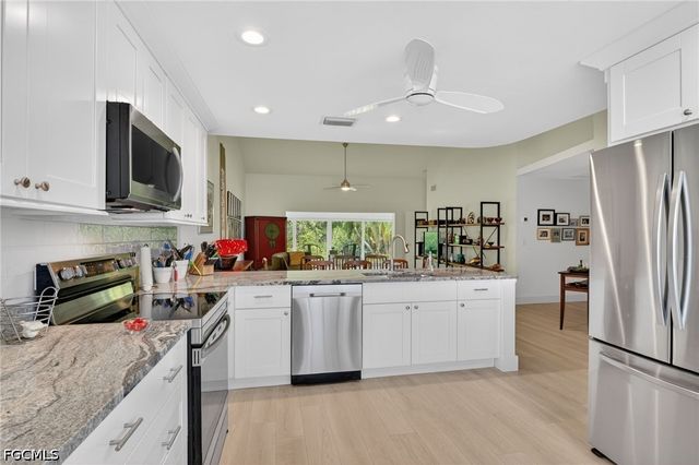 15371 River Vista DR 803, North Fort Myers, FL 33917