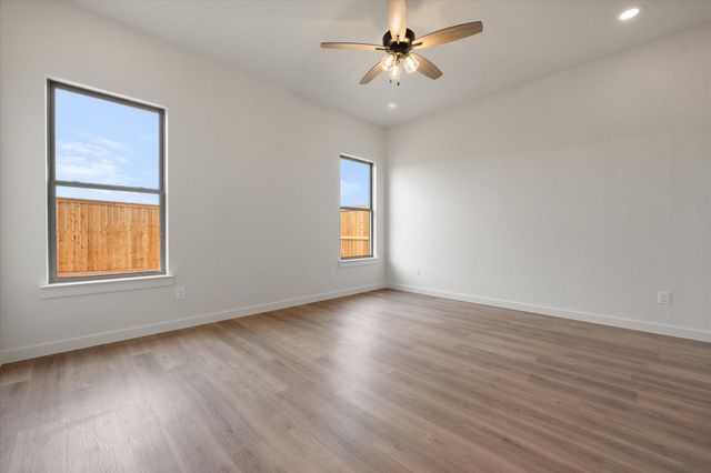 2901 Tractor Avenue, Wolfforth, TX 79382