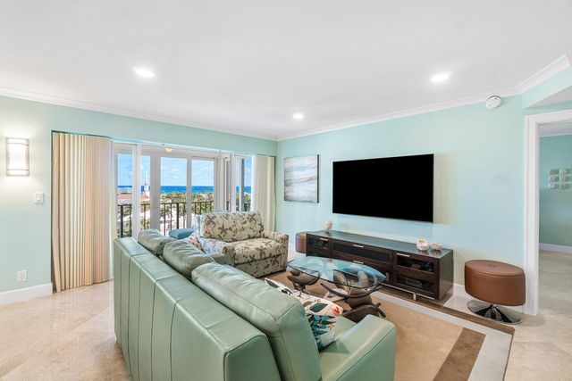 86 Macfarlane Drive 9-h, Delray Beach, FL 33483