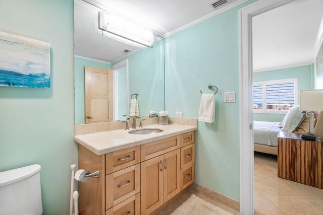 86 Macfarlane Drive 9-h, Delray Beach, FL 33483