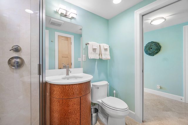 86 Macfarlane Drive 9-h, Delray Beach, FL 33483