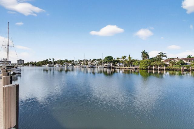 86 Macfarlane Drive 9-h, Delray Beach, FL 33483