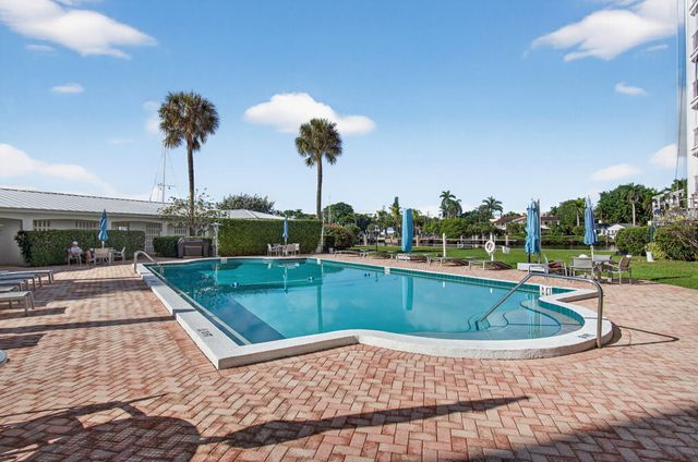 86 Macfarlane Drive 9-h, Delray Beach, FL 33483