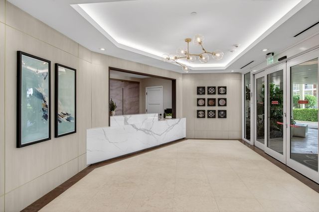 86 Macfarlane Drive 9-h, Delray Beach, FL 33483