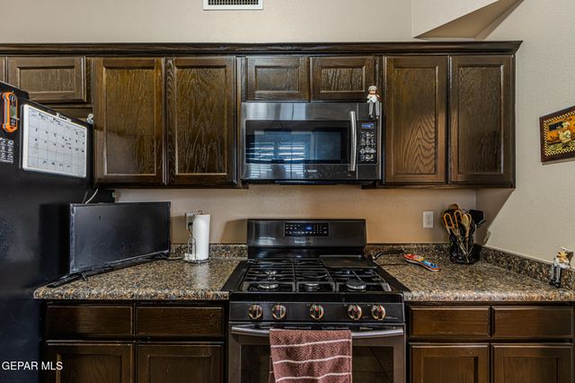 14189 GREG ALLEN, El Paso, TX 79938