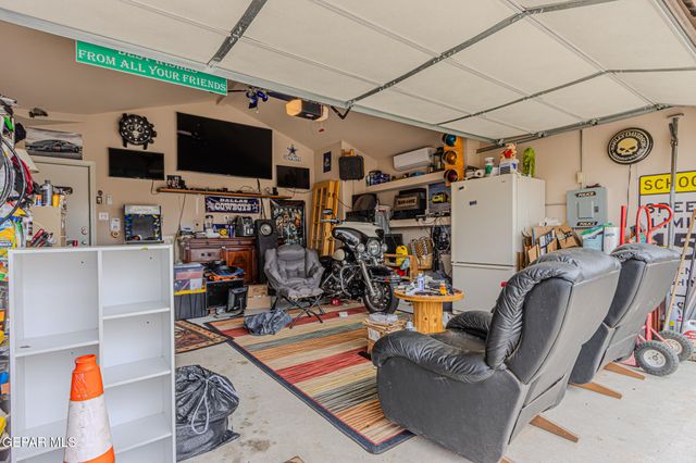 14189 GREG ALLEN, El Paso, TX 79938