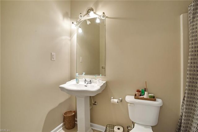 6339 Alexander ST, Norfolk, VA 23513