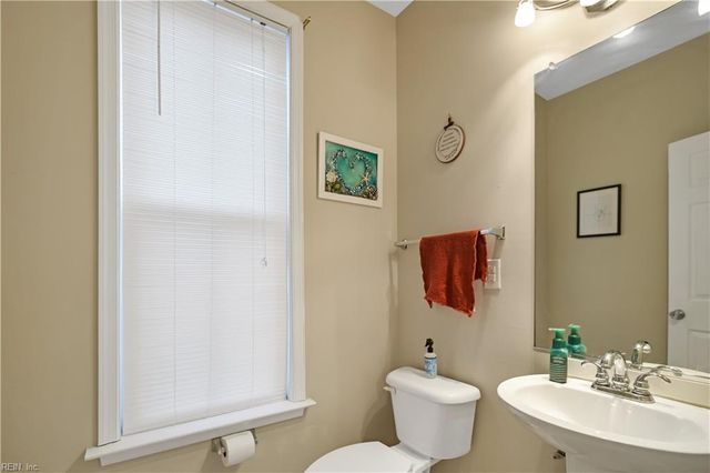 6339 Alexander ST, Norfolk, VA 23513