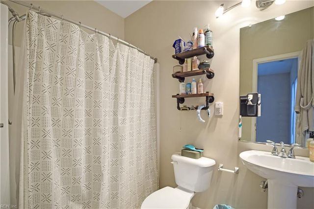 6339 Alexander ST, Norfolk, VA 23513