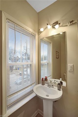 6339 Alexander ST, Norfolk, VA 23513