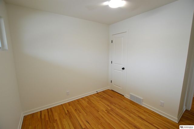 5815 J Street, Lincoln, NE 68510