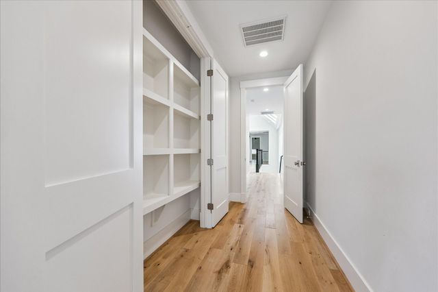 1231 Waverly Street A, Houston, TX 77008