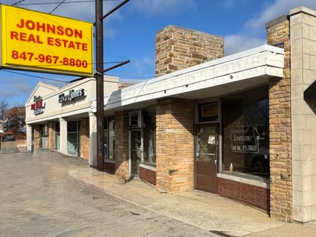 8137 N Milwaukee Avenue, Niles, IL 60714