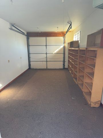 8137 N Milwaukee Avenue, Niles, IL 60714