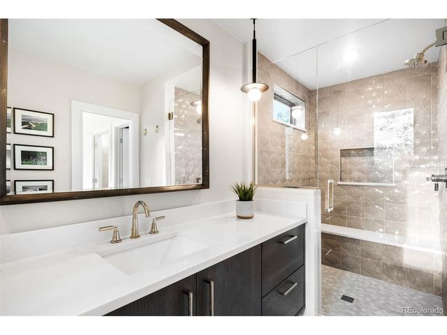 750 Bellaire St, Denver, CO 80220
