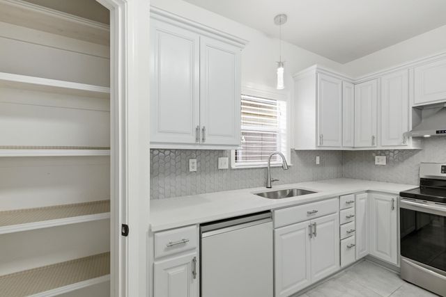 1460 E ISLAND PL, Memphis, TN 38103