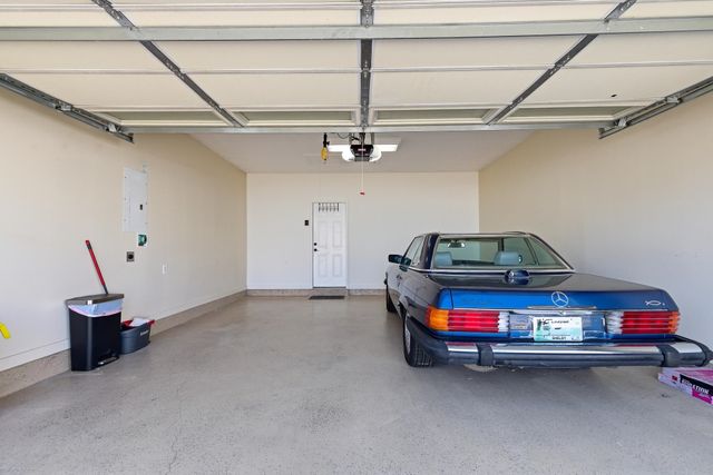 1460 E ISLAND PL, Memphis, TN 38103