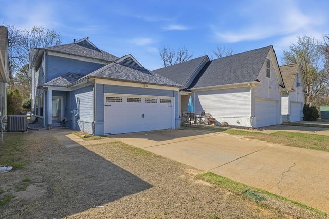 1460 E ISLAND PL, Memphis, TN 38103