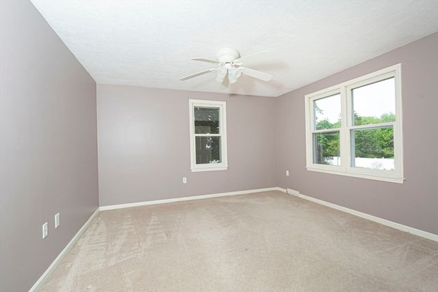 130 Pleasant St, Northborough, MA 01532