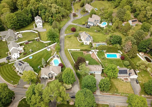130 Pleasant St, Northborough, MA 01532