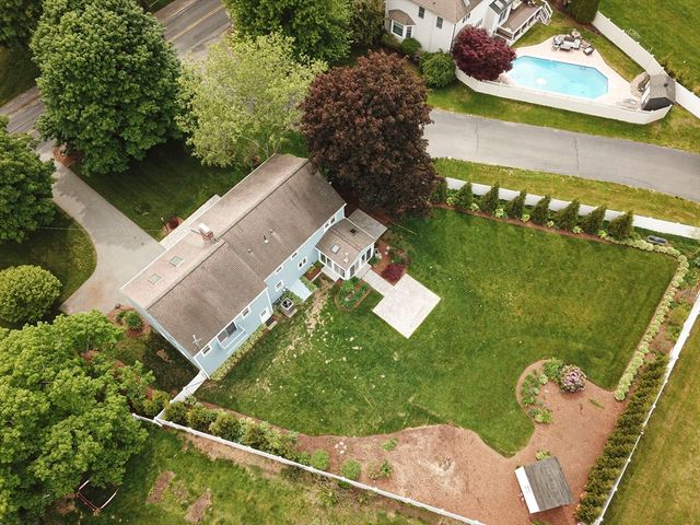 130 Pleasant St, Northborough, MA 01532