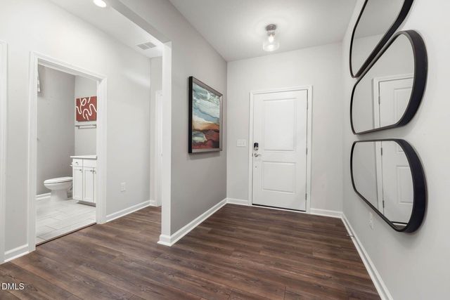 669 Fosterton Cottage Way, Raleigh, NC 27603