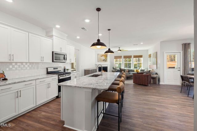 669 Fosterton Cottage Way, Raleigh, NC 27603