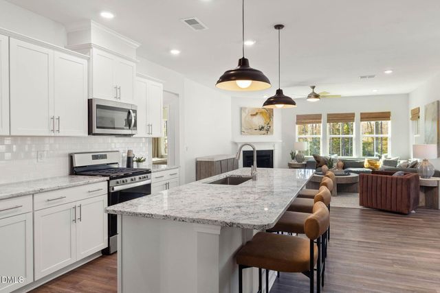 669 Fosterton Cottage Way, Raleigh, NC 27603