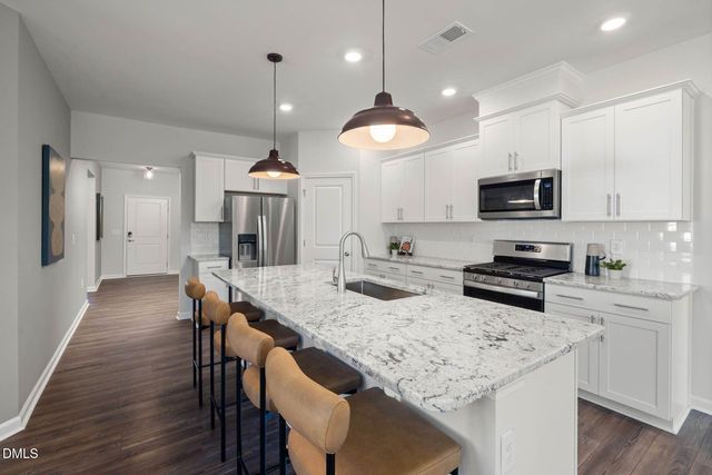 669 Fosterton Cottage Way, Raleigh, NC 27603