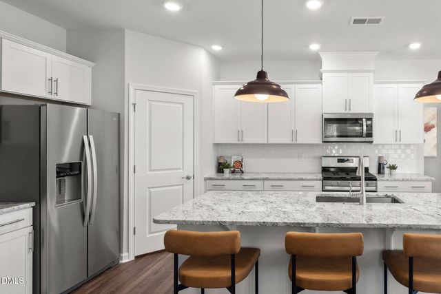 669 Fosterton Cottage Way, Raleigh, NC 27603