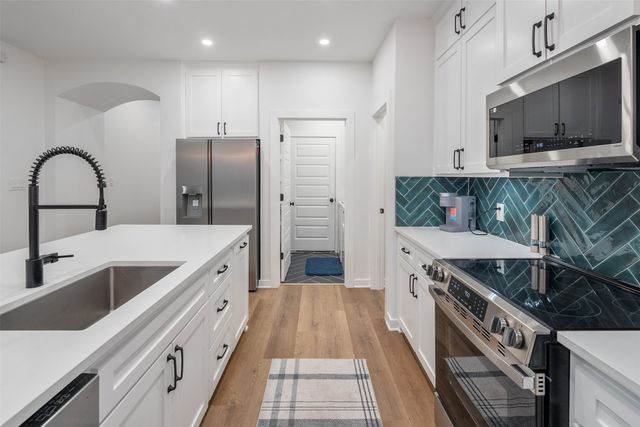 141 Wedgewood Drive, Mabank, TX 75156