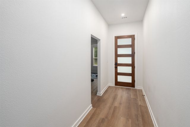 141 Wedgewood Drive, Mabank, TX 75156