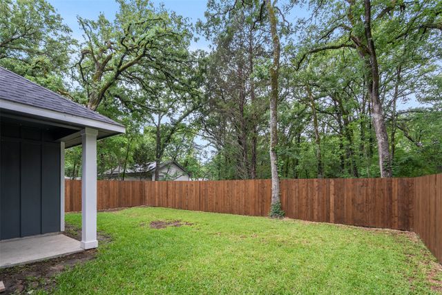 141 Wedgewood Drive, Mabank, TX 75156