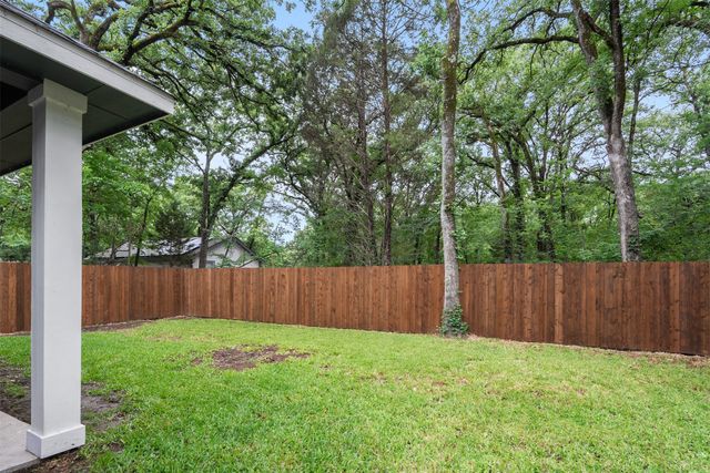 141 Wedgewood Drive, Mabank, TX 75156