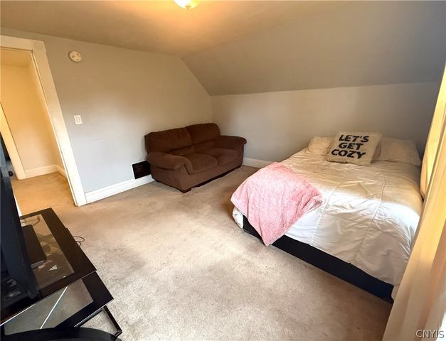 23 State Street, Vernon, NY 13421