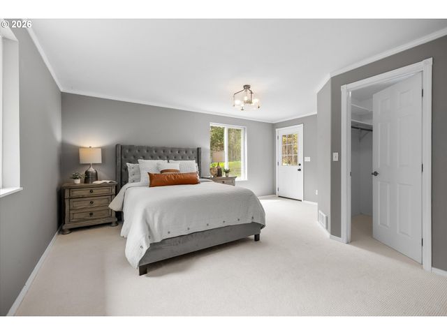 16465 WHITE BUCK Ave, La Pine, OR 97739