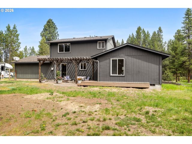 16465 WHITE BUCK Ave, La Pine, OR 97739