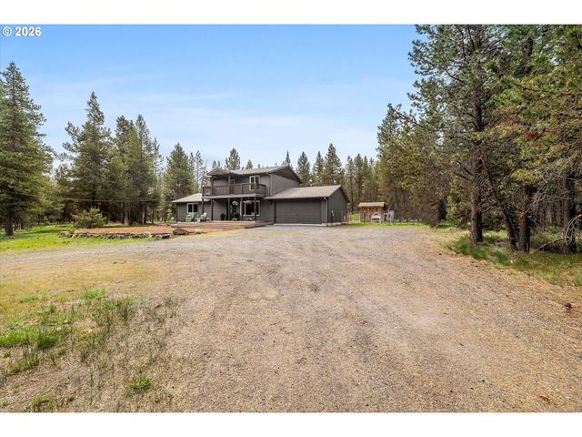 16465 WHITE BUCK Ave, La Pine, OR 97739