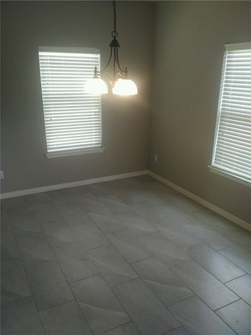 1538 N Leverett Avenue, Fayetteville, AR 72703